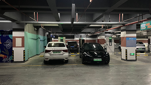 新站来啦，吴江恒业站前广场充电站