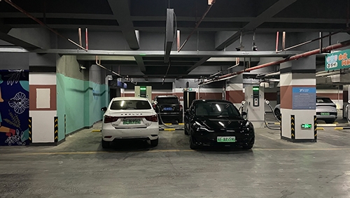 新站来啦，吴江恒业站前广场充电站